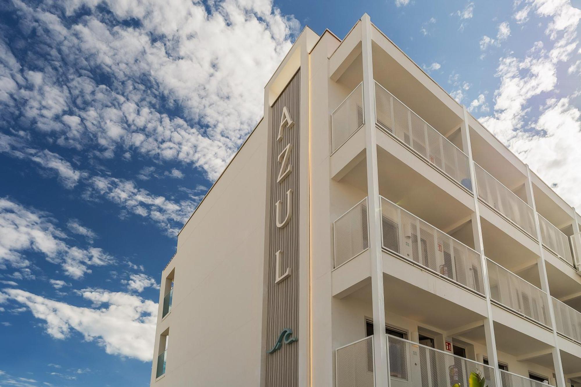 Apartamentos Azul Castelldefels Dış mekan fotoğraf