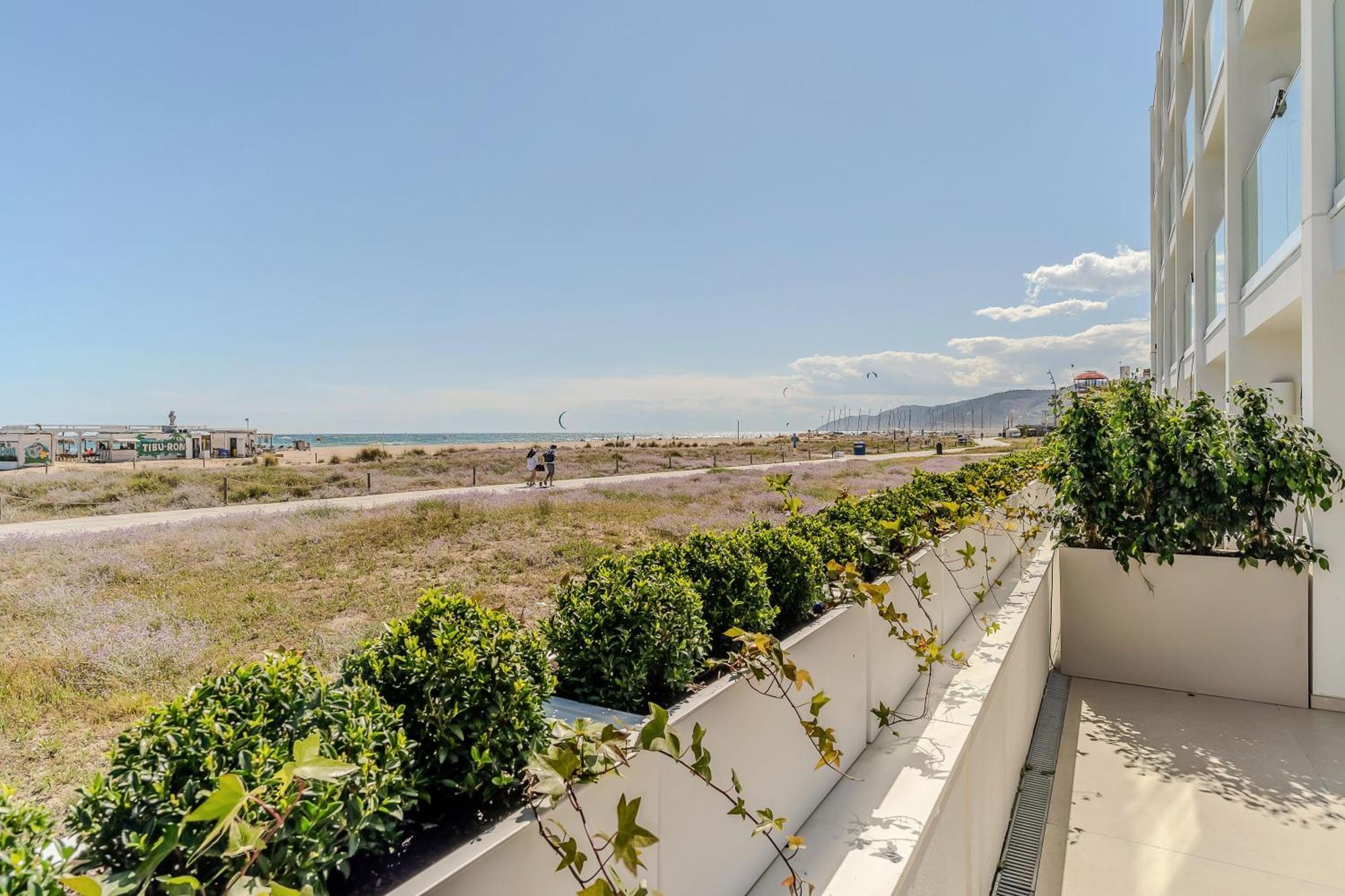Apartamentos Azul Castelldefels Dış mekan fotoğraf